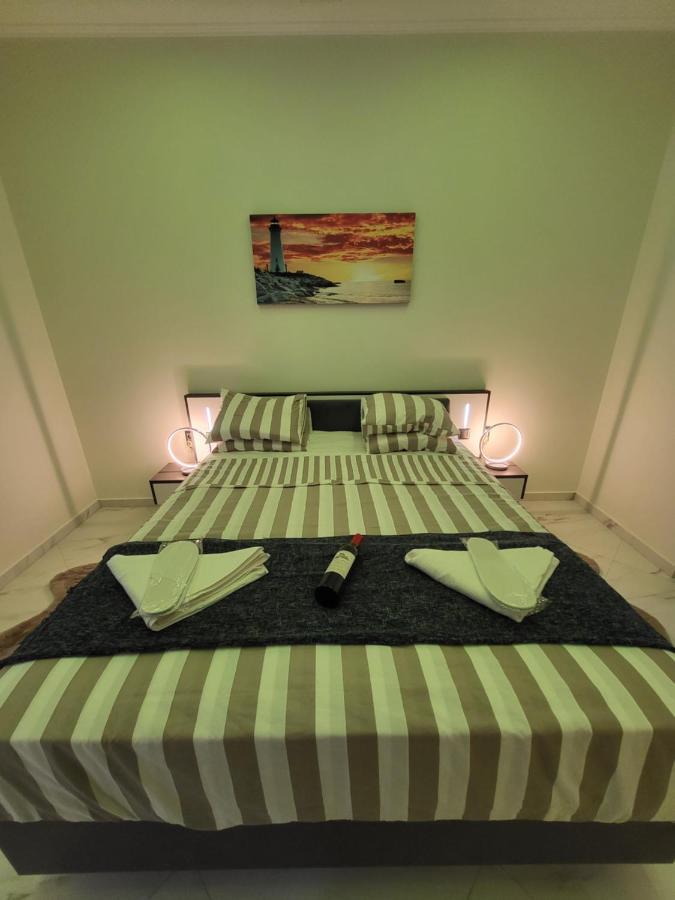 Romantic Deluxe Svite Wise Jacuzzi And Sauna Atenas Exterior foto