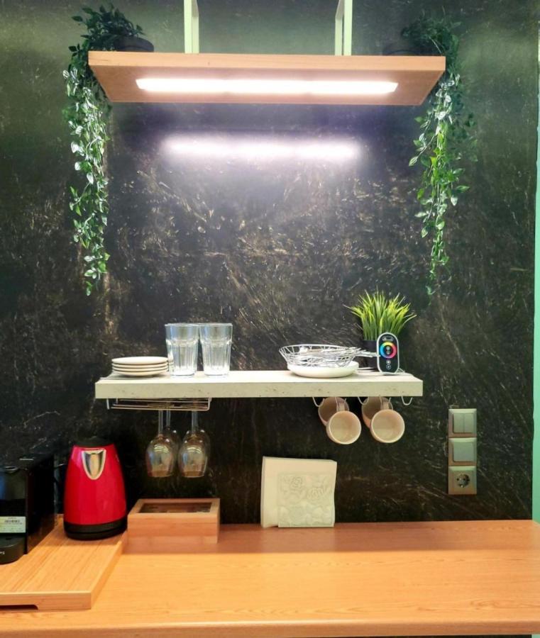 Romantic Deluxe Svite Wise Jacuzzi And Sauna Atenas Exterior foto