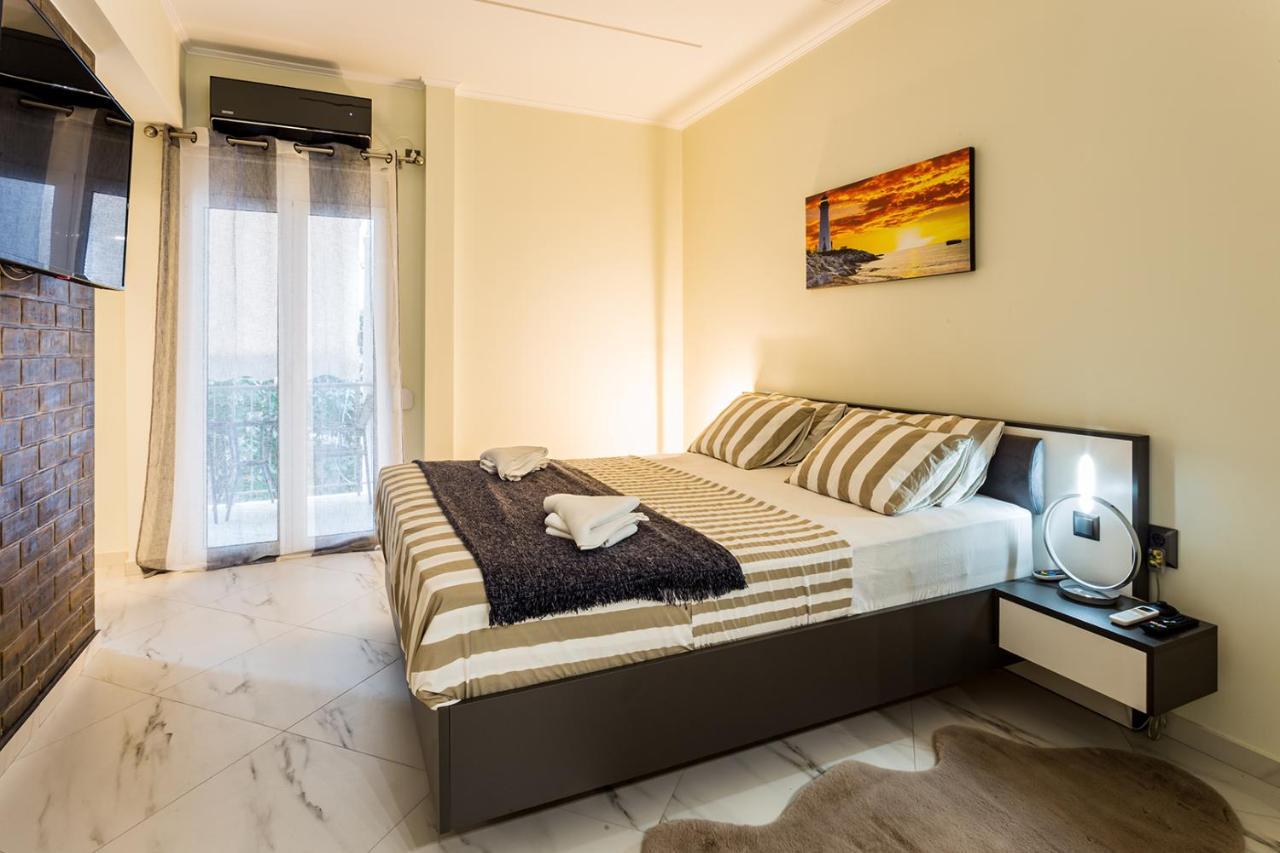 Romantic Deluxe Svite Wise Jacuzzi And Sauna Atenas Exterior foto